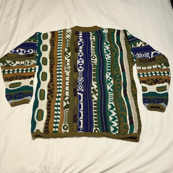 Angenie Sweater - Picture 7 of 15